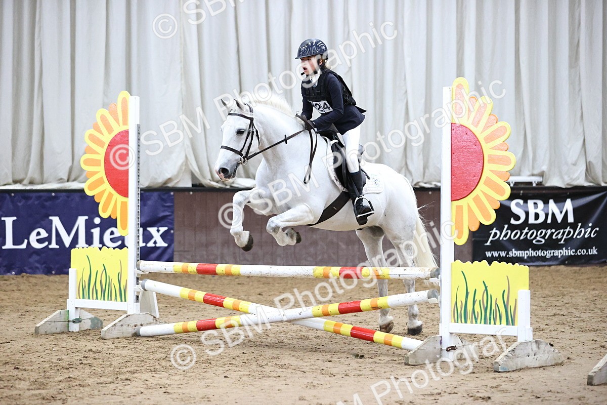 SBM_001549 - Class 5 - Henlow Veterinary Hospital 70cm