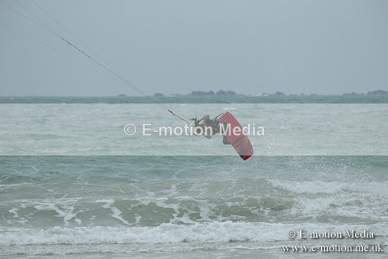 KS 300313-18 - Kite Surfing