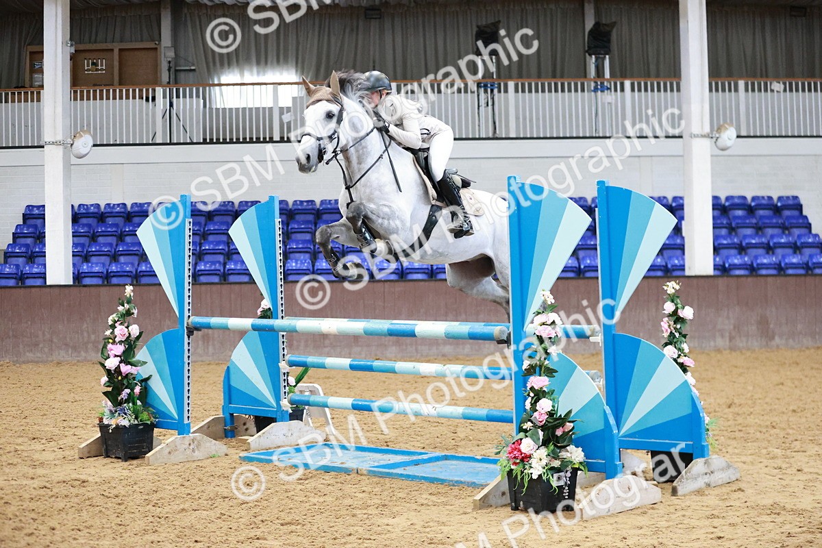 SBM_004183 - Class 11 - Senior Newcomers - 1.10m