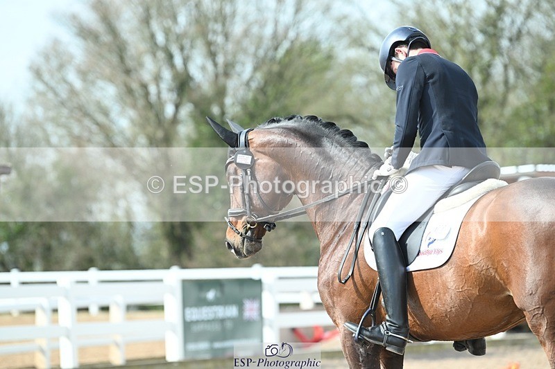 250403-104428-01592 - 048-Angus.Corrie-Deane-Maigret.VD.Watermolen