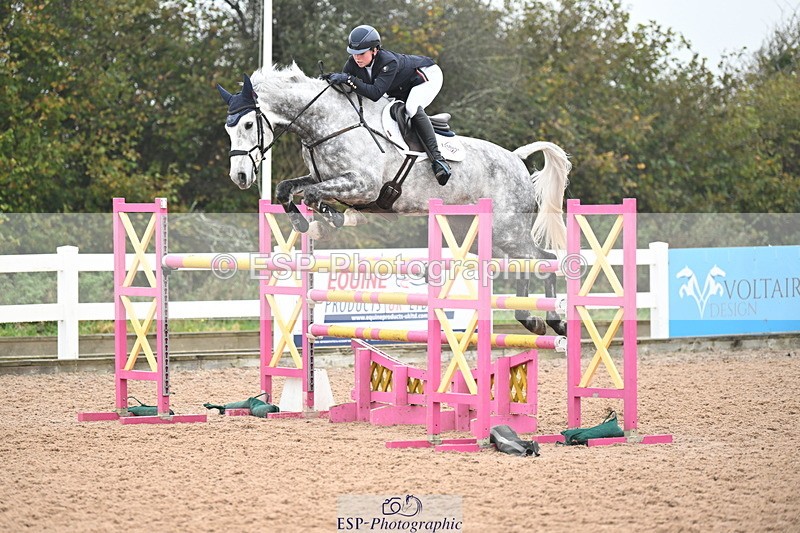 241102A-130110-04696 - SAT Cls 15 Foxhunter and 1.20m Open