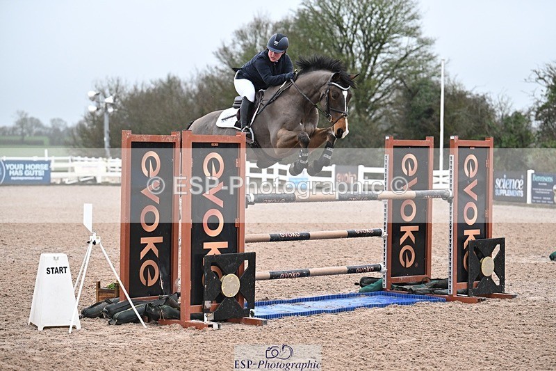 260130-132540-00552 - Cls 6 Foxhunter and 1.20m Open