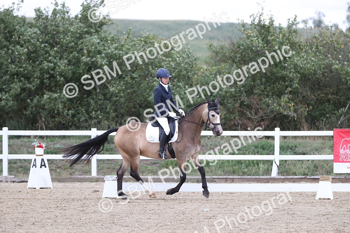 SBM_004239 - Class 9 - Novice 3 Champs