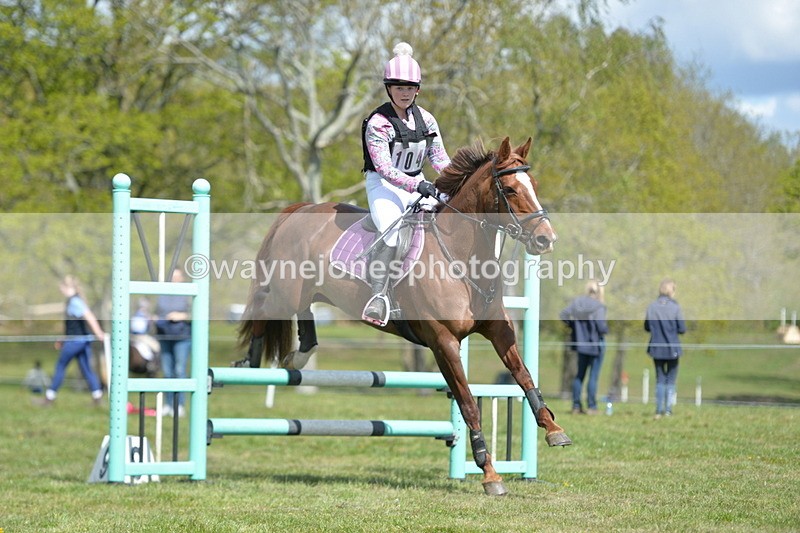 NGP_8748 - Rider numbers 114,101 to 106
