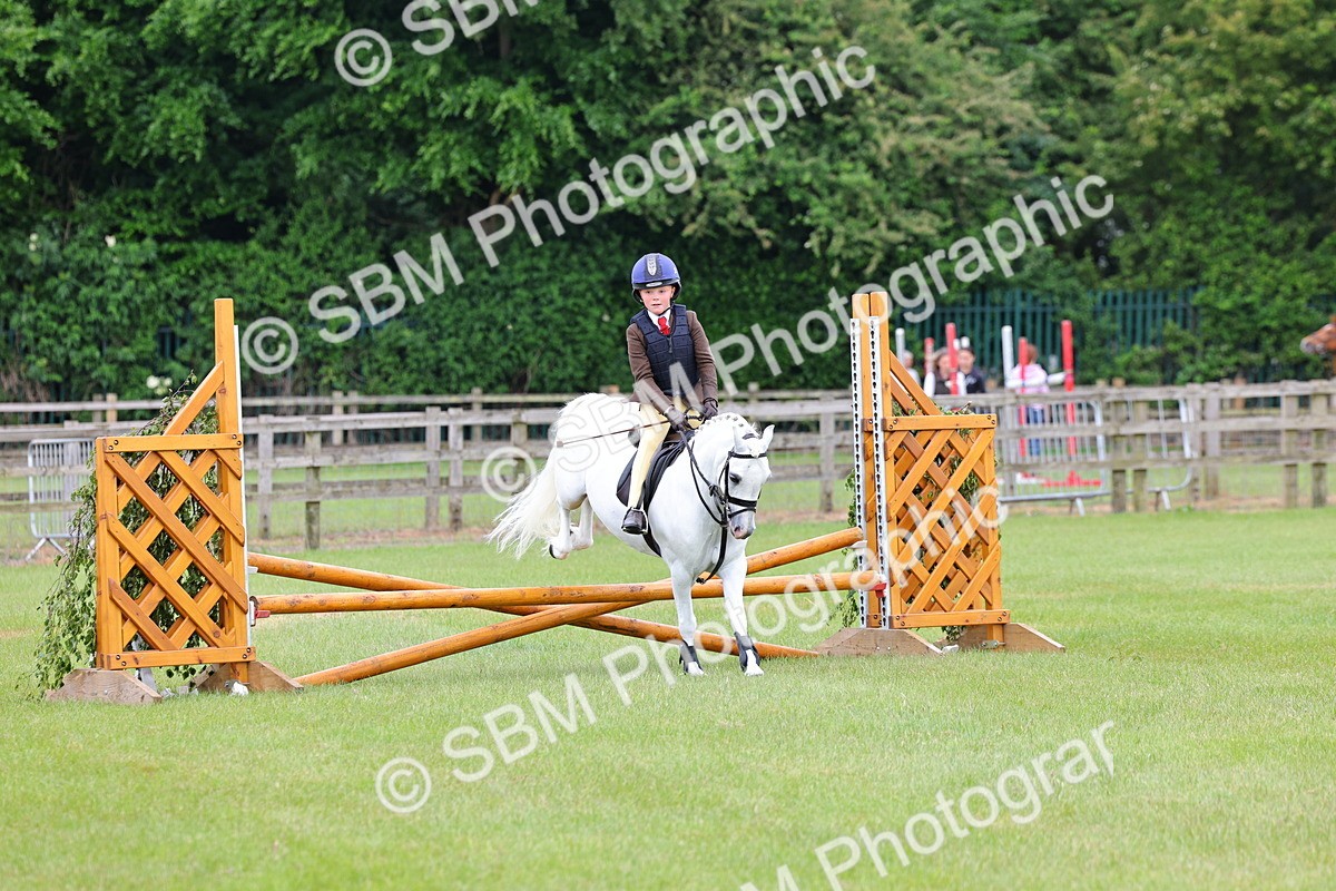 SBM_09483 - Class 44-45 - LIHS BSPS Open Nursery and Cradle Stakes