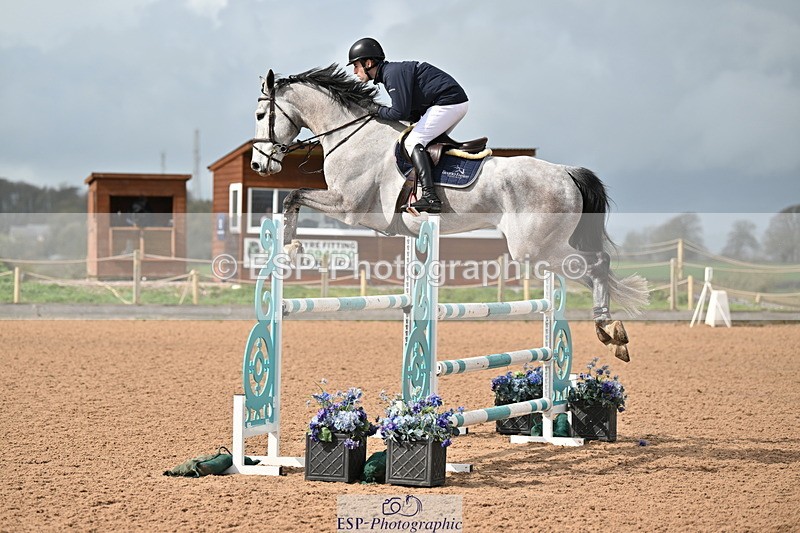 240315A-121355-00853 - Cls 3 Snr Foxhunter