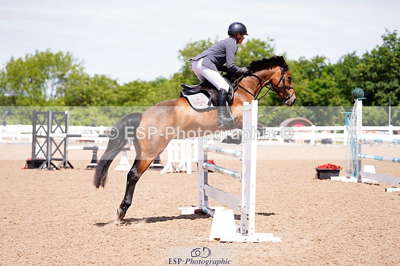 240629A-121558-05268 - Cls 18 Newcomers and 1m Open