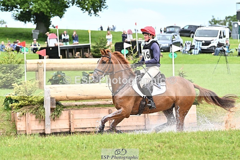 240525-151639-16235 - 216-I'M_A_WONDER-Rosie_Bradley-Hole