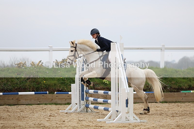 3E7A7926 - Class 10: Junior 60cm