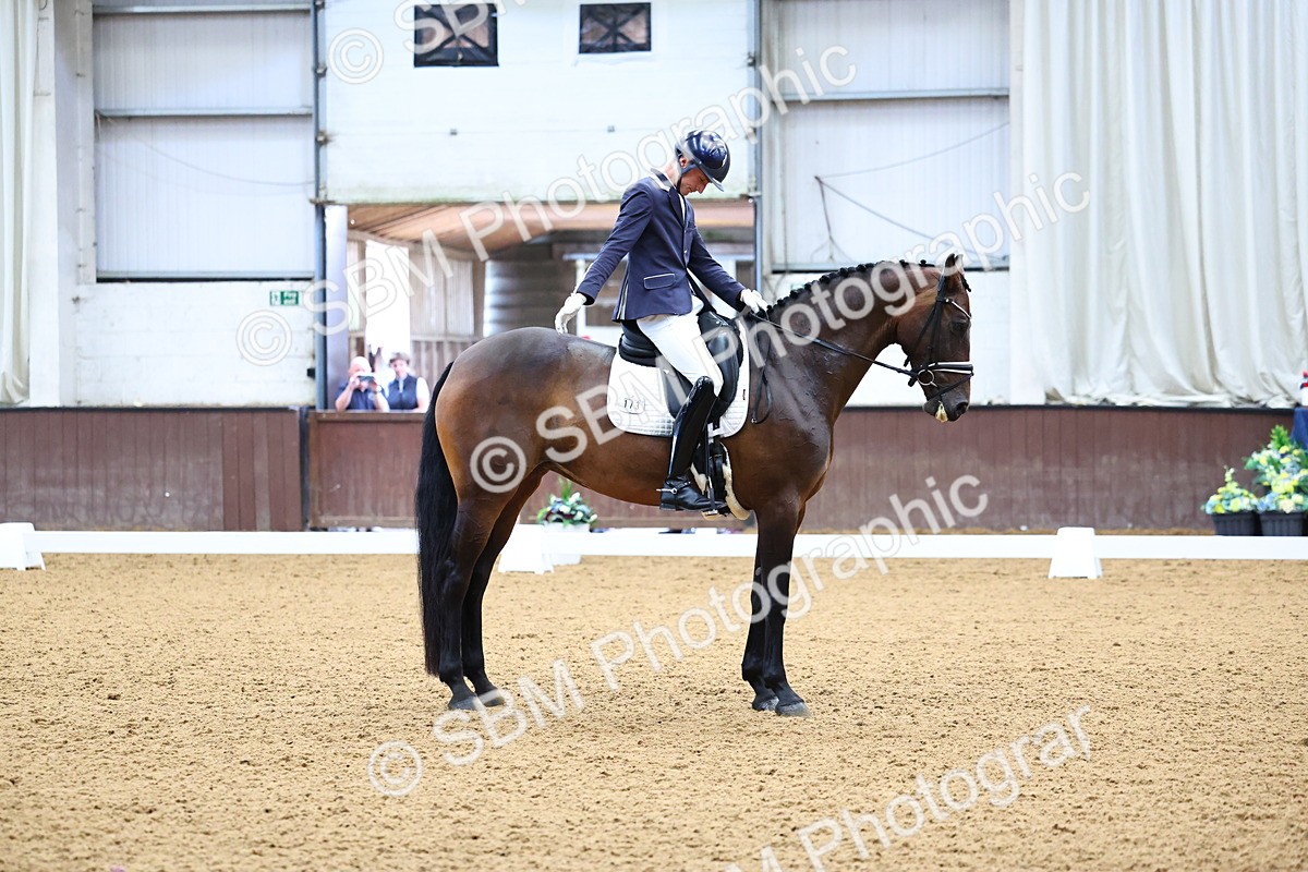 SBM_005315 - Class 5 - Novice 6 - 9.30-10.33