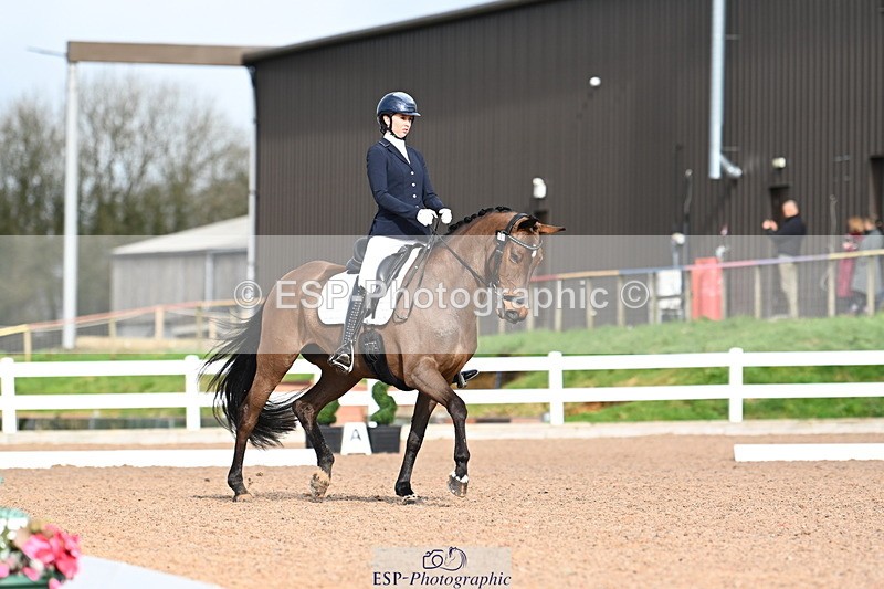 240218A-124947-07332 - 131-Lauren.Burrows-Active.Vogue