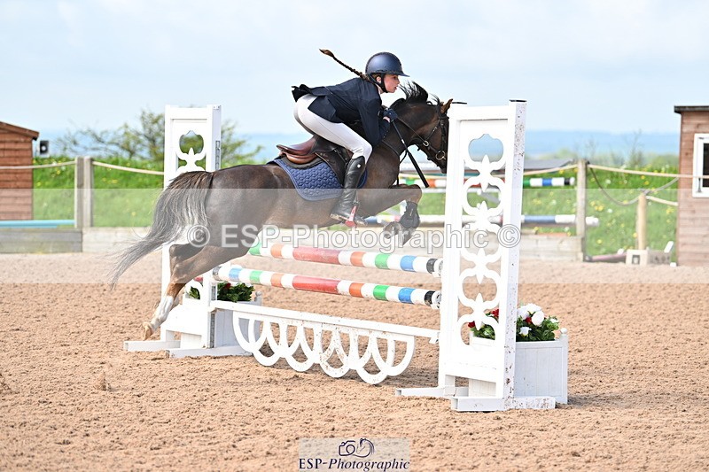 240506A-111657-08500 - Cls 3  Pony Discovery & 90cm Open