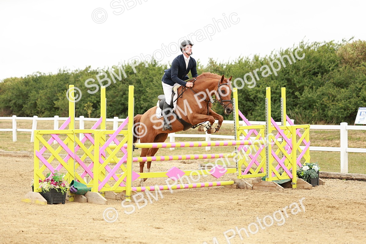 SBM_006815 - Class 2 - Senior Discovery - 1.00m Open