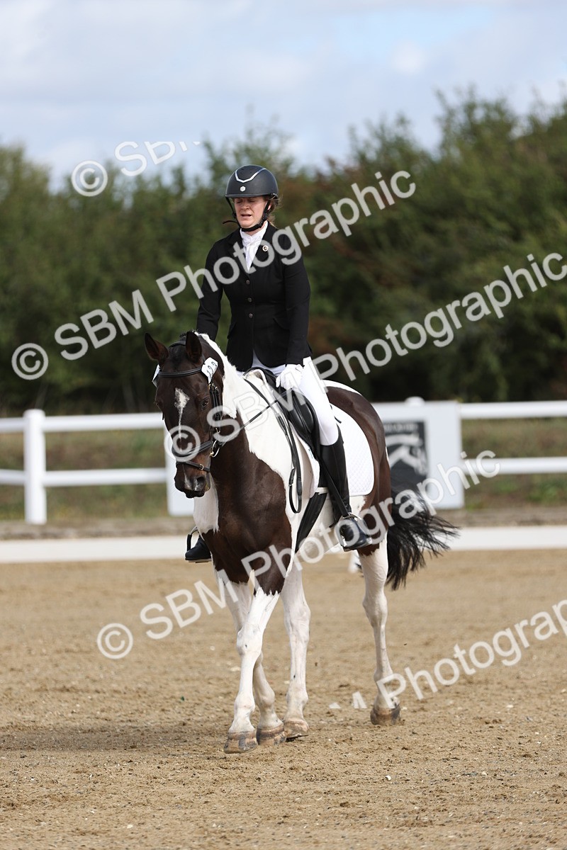 SBM_001386 - Class 2 - Intro 4 Champs - 10.56-11.44