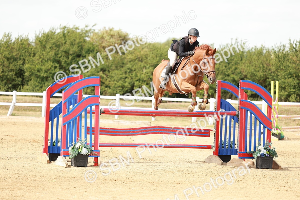 SBM_008091 - Class 4 - Senior Foxhunter - 1.20m Open