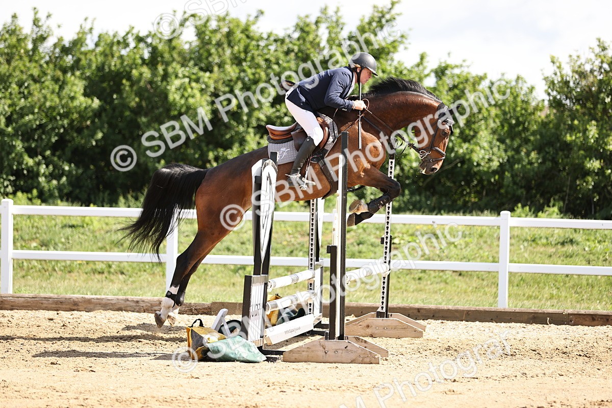 SBM_001897 - Class 8 - Clear Round