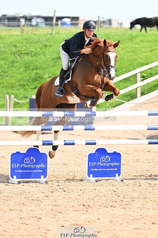 240801A-113245-01392 - Cls 2 Foxhunter
