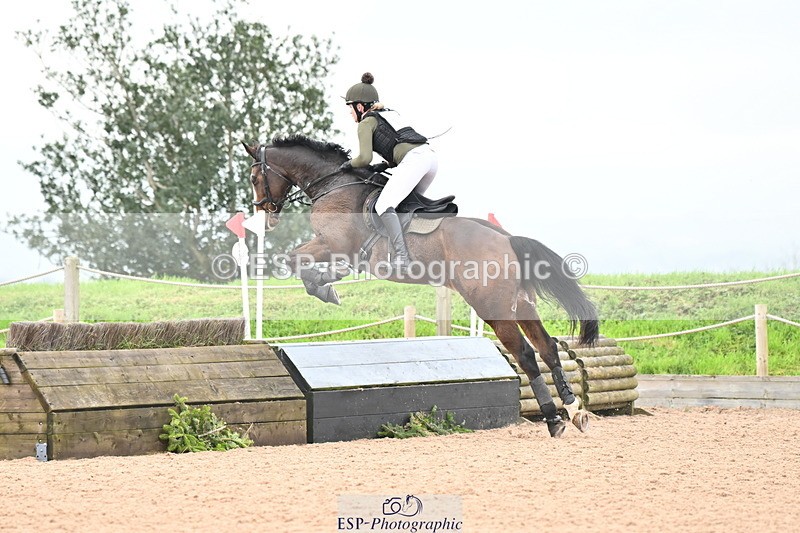 241110A-120909-00763 - 80cm 11.30 to End