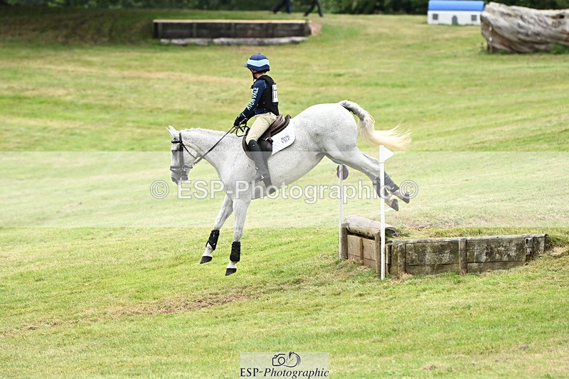 240825X-163239-37293 - 80cm XC 16.30 to 17.30