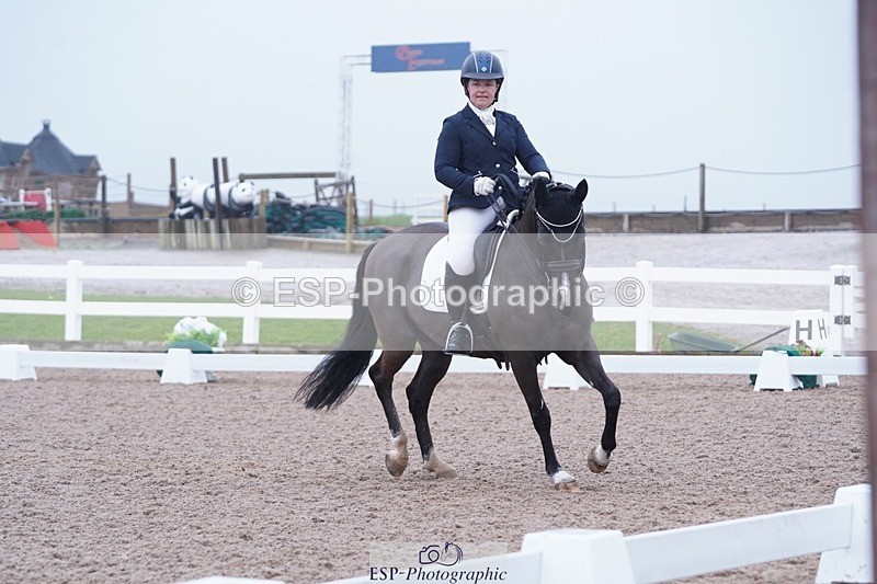 250215-112858-03480 - 189-Amy.Cox-Pretty.Picture