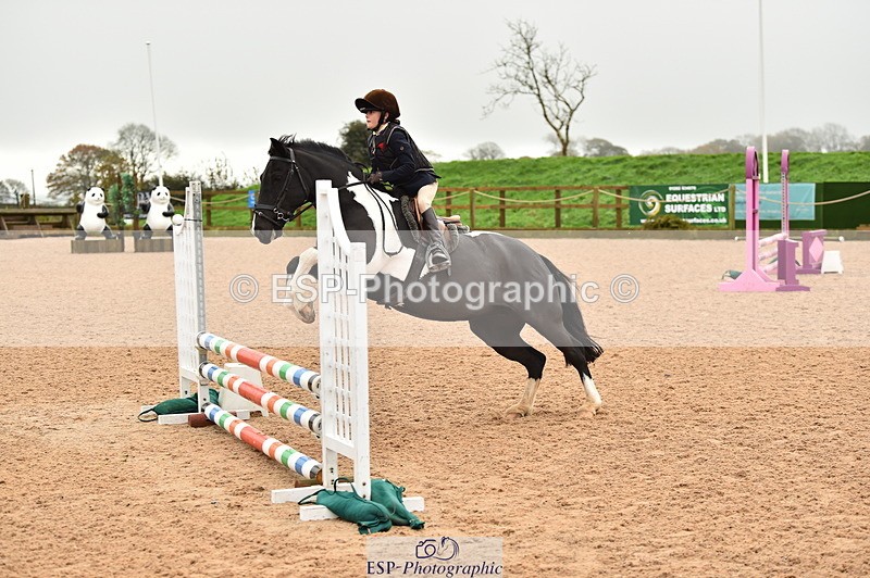 231118A-101750-01021 - Cls 18+19 Club and Schools 70cm