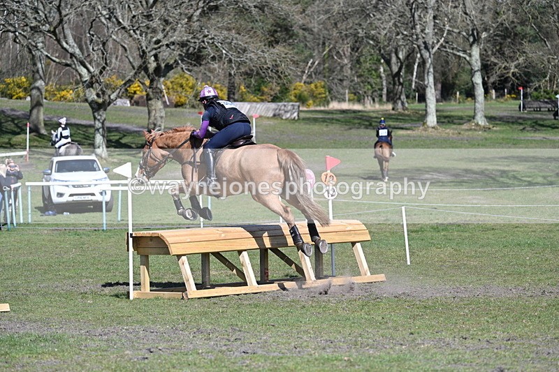 WJ7_0883 - XC Time 13:13 to 13:21