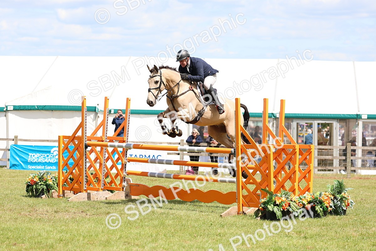 SBM_15596 - Class 207 - Senior 1.15m Open