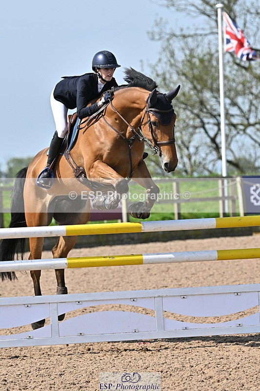 240509A-103712-00929 - Cls 8 Foxhunter