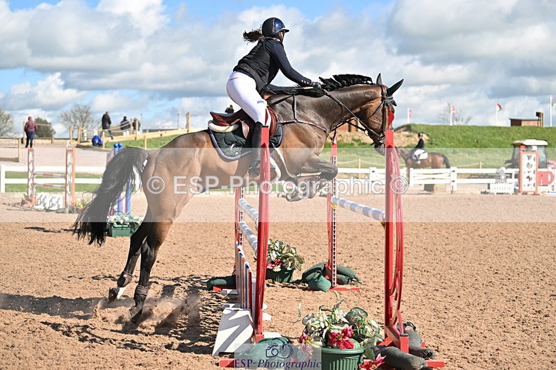 240419A-161131-08809 - Cls 14, 1 Star Bronze Tour 1.10m