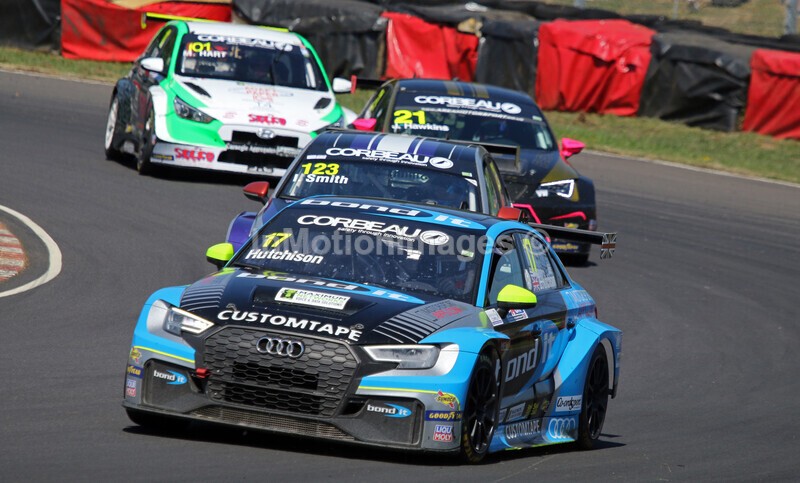  - TCR UK @ Castle Combe