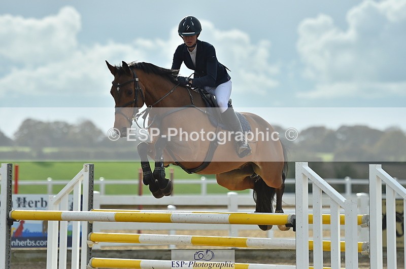 231111A-131456-02084 - Cls 12 Newcomers & 1.10m Open