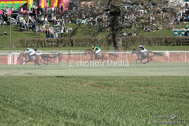 PtP 210326 812 - VWH Cirencester Races 21/03/26