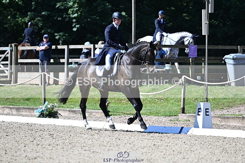 250522A-103524-03150 - A-012-Archie.Tulloch-ZIPPED.UP