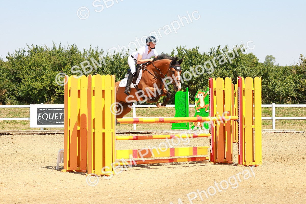 SBM_001327 - Class 4 - Senior Newcomers - 1.10m