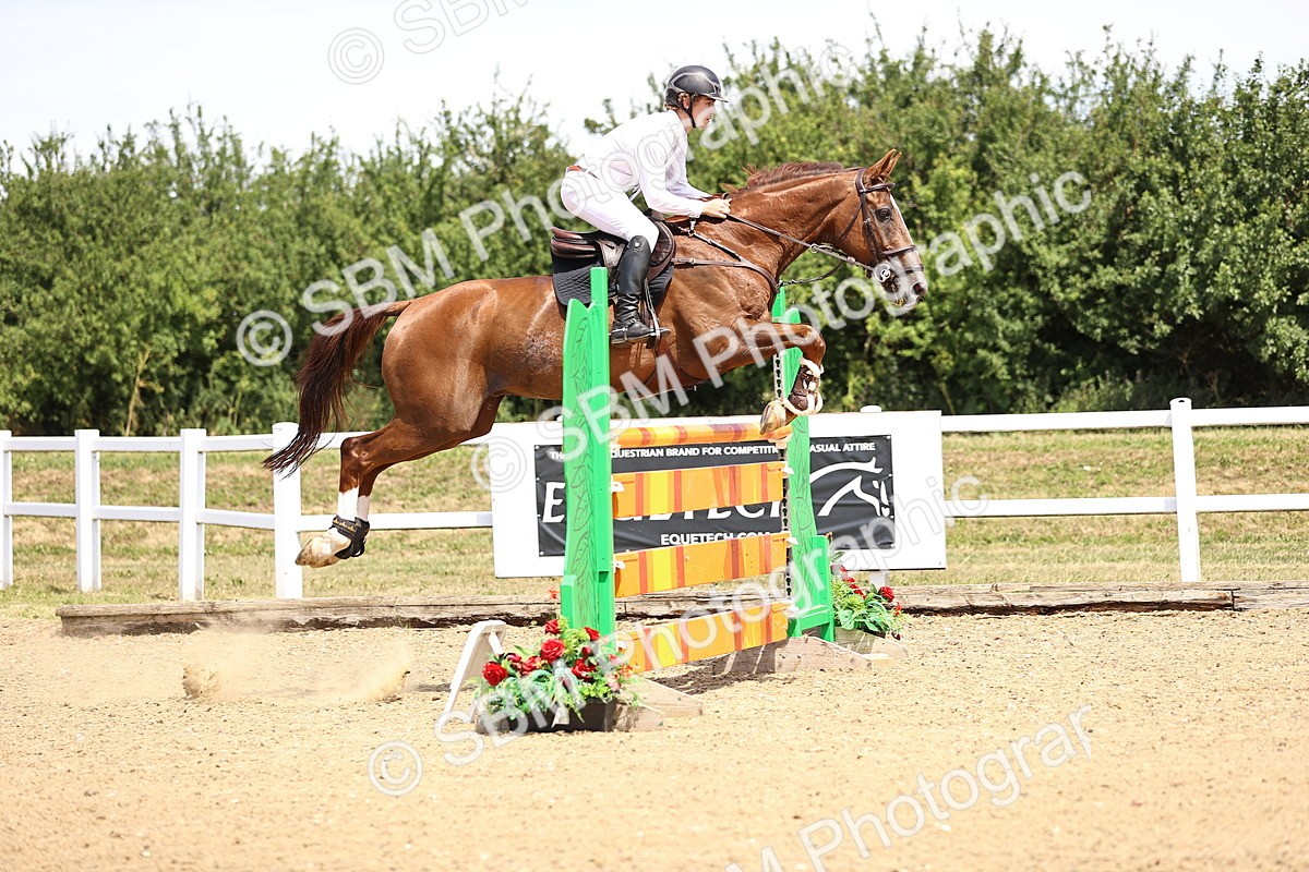 SBM_001213 - Class 16 - GFS Senior Newcomers 1.25m