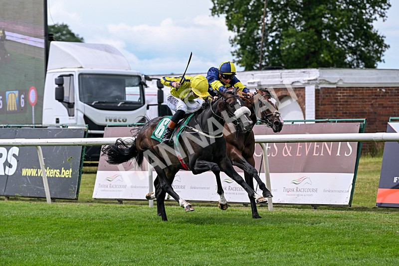 010726-Race 3-North Force-8140 - Race 3 14.08pm British EBF Novice Stakes