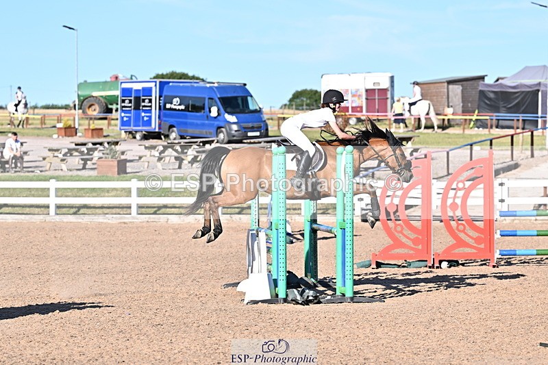 250708A-184737-00659 - 90cm Classes