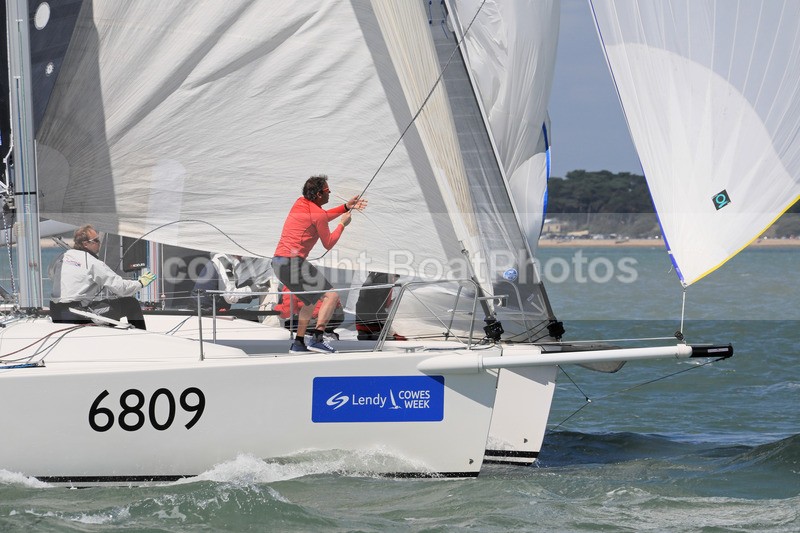 170731 JACK RABBIT NED6809 JUBILEE GBR2986L 1Y3A8422_Ed - COWES WEEK 31st JULY 2017