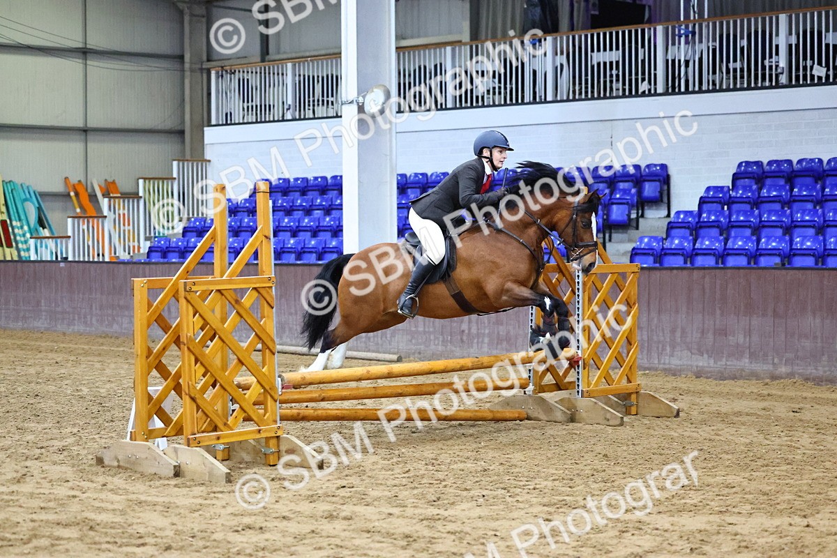 SBM_003175 - Class 35 - 60cm Training Stakes
