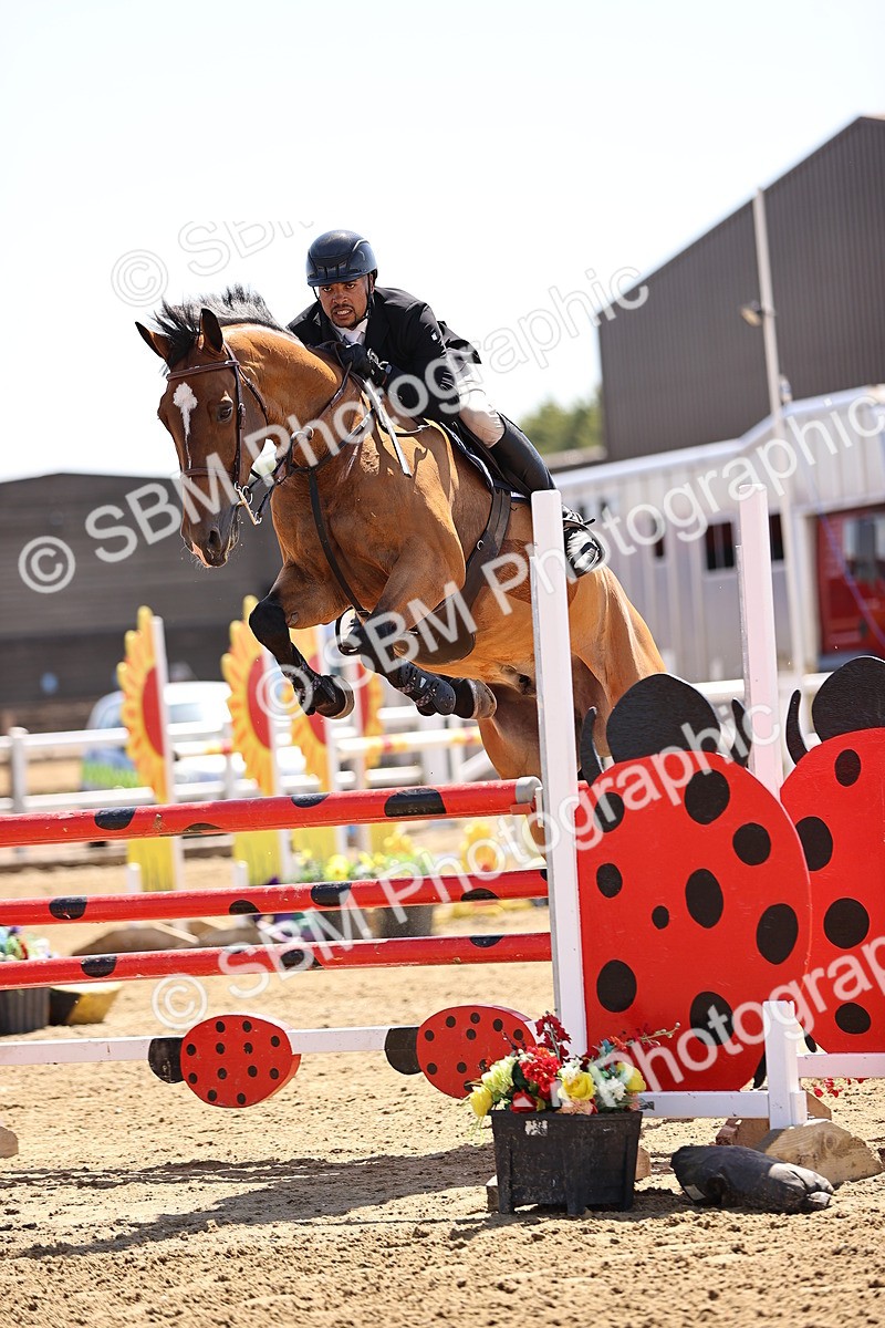 SBM_010082 - Class 9 - Senior Foxhunter - 1.20m Open