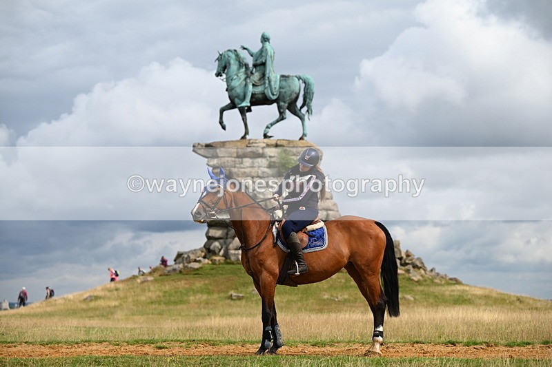 DSC_4394 - Time at Statue 09:50 to 11:09