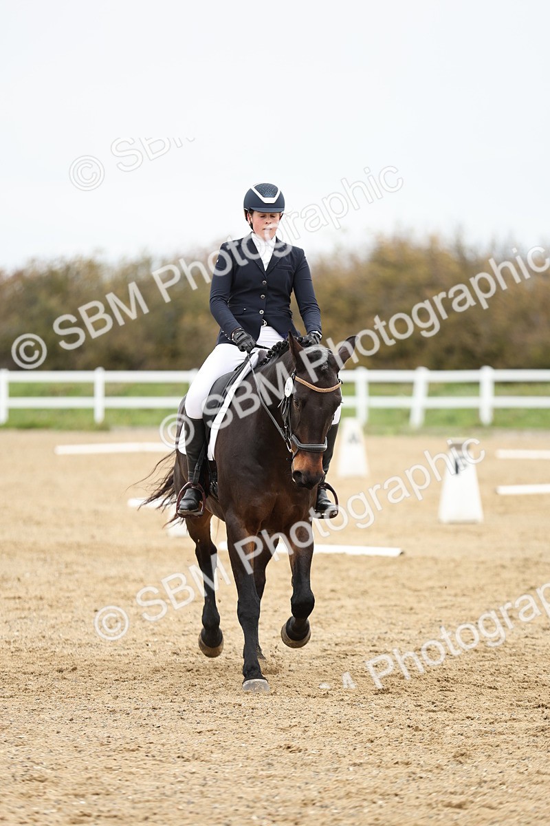 SBM_002977 - Class 8 - Novice 1