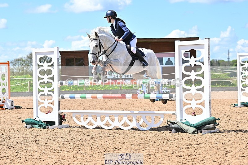 240504A-134406-01875 - Cls 5 Pony Foxhunter & 1.10m Open