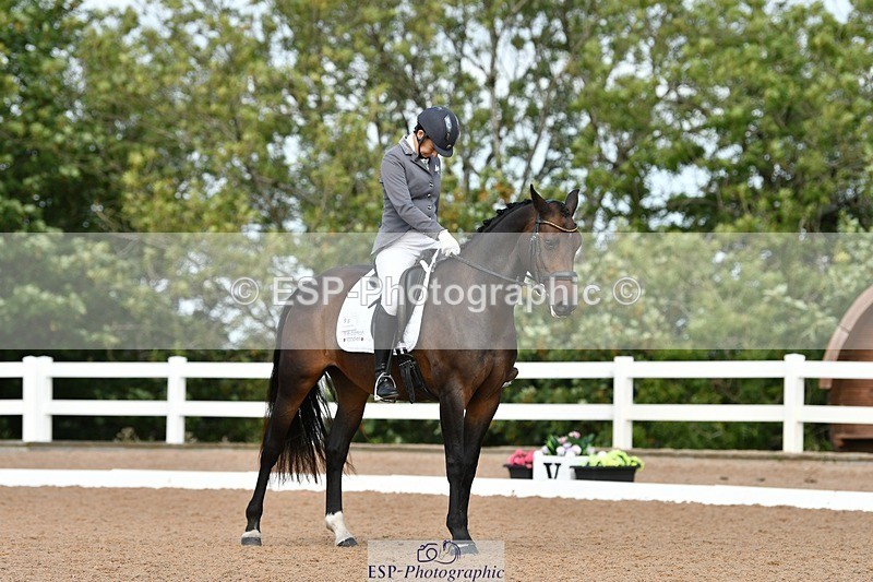 250906-104004-00695 - 096-Anna.JamesCaramia's.voice