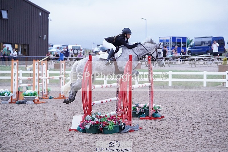 250628-205138-08677 - Cls 26 Pony Foxhunter & 1.10m Open
