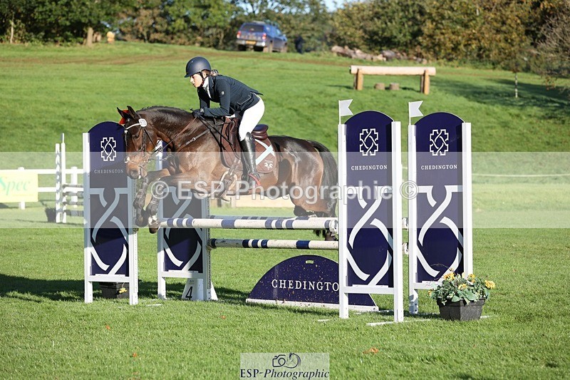 231022-094402-24078 - 670-SEEK.INDI-Maia.Ramasamy-TrotUp+SJ