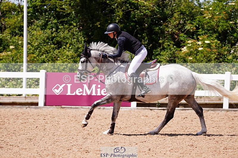 240629A-121932-05292 - Cls 18 Newcomers and 1m Open