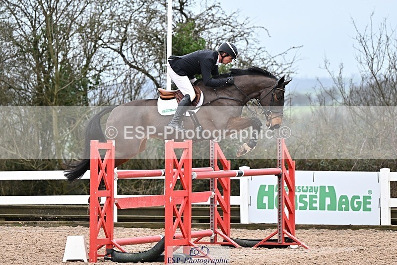 250129-121946-00340 - Cls 04 Snr Newc & 11.0m Open