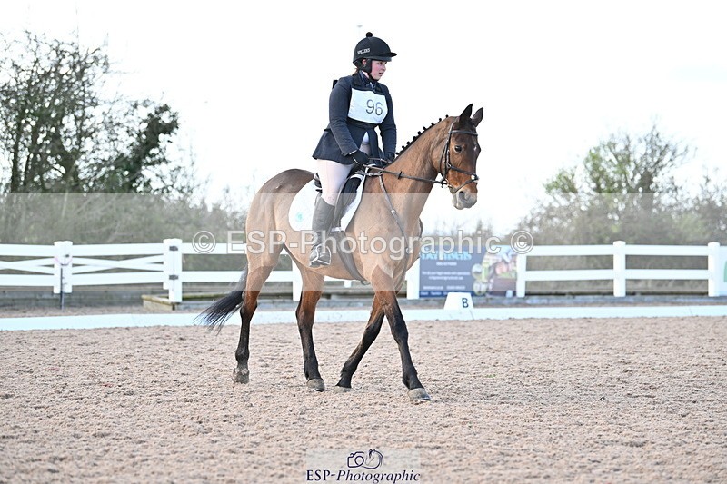 240324A-152836-04491 - Novice 27, 14.30 to 15.25