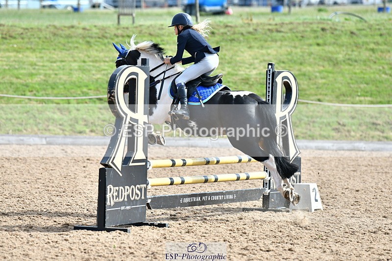 230624A-092713-00178 - Cls 36 Stepping Stones 128 & 138cm